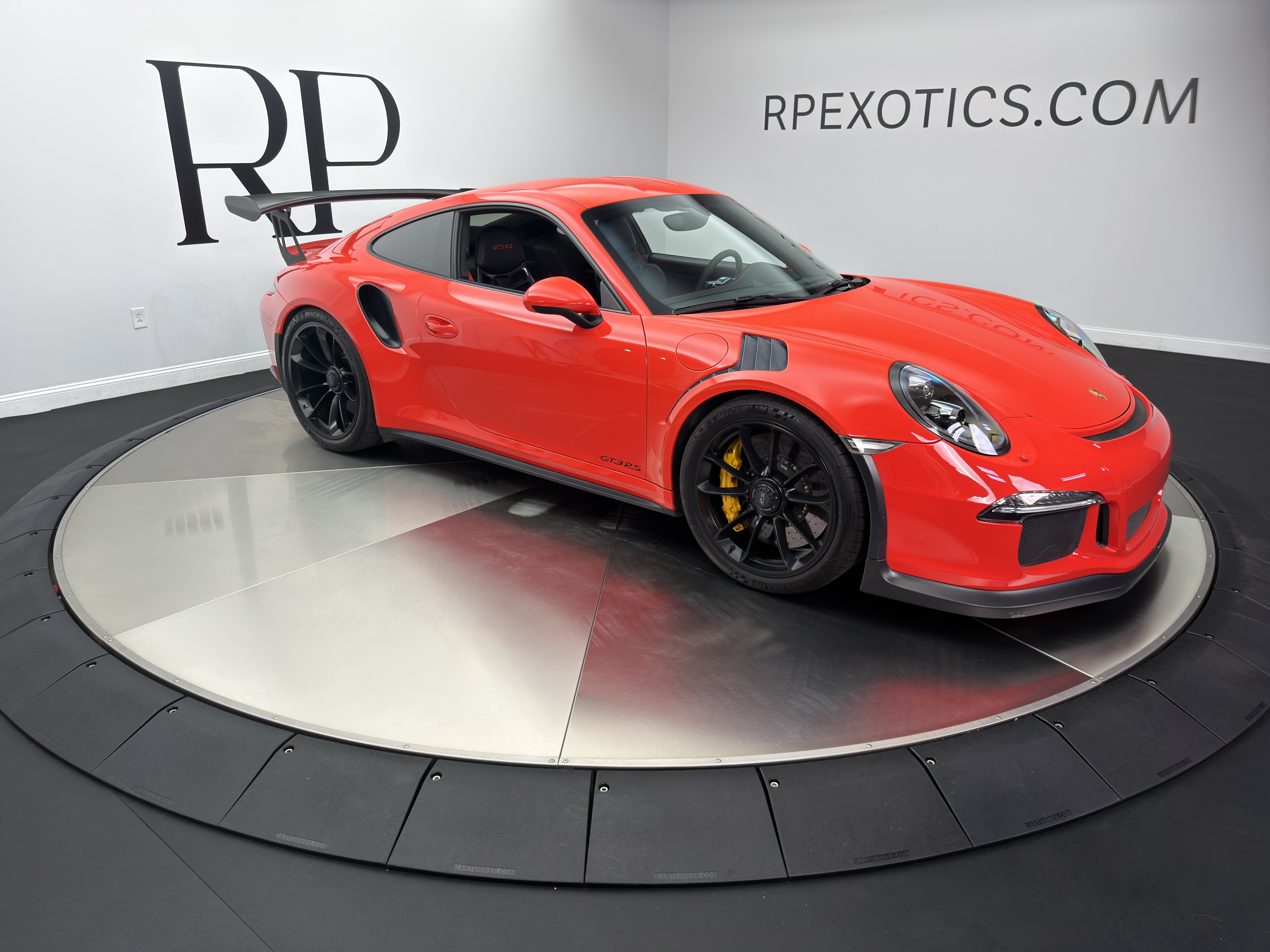 Used 2016 Porsche 911 GT3 RS RWD image 8