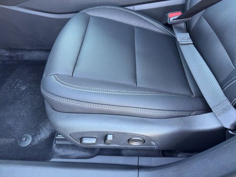 New 2026 Chevrolet Blazer EV LT image 13