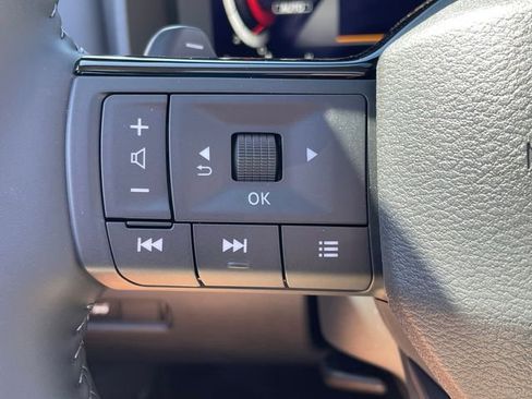 New 2026 Nissan Rogue Platinum AWD/4WD image 12