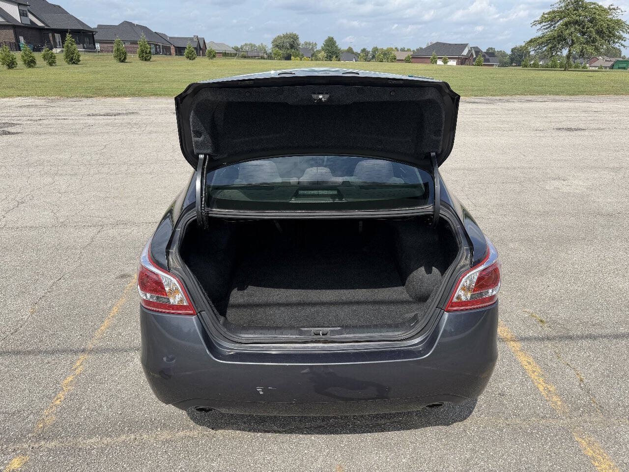 Used 2013 Nissan Altima 2.5 S FWD image 6
