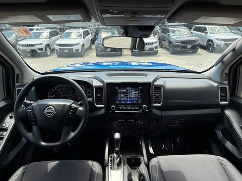Used 2024 Nissan Frontier SV w/ Technology Package image 22