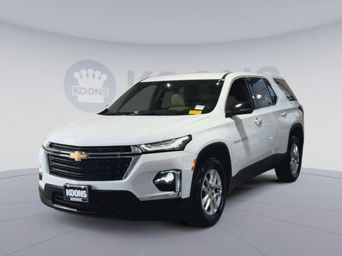 Used 2022 Chevrolet Traverse LS AWD/4WD image 5