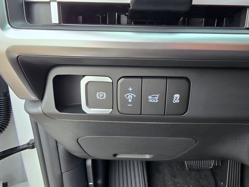 New 2026 Hyundai Santa Fe SE image 18