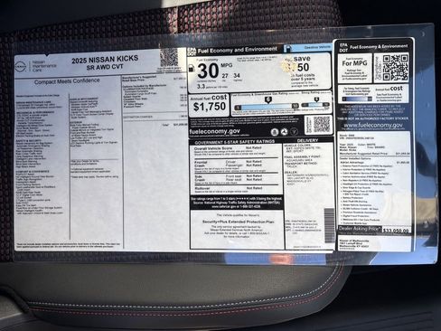 New 2025 Nissan Kicks SR w/ Illumination Package AWD/4WD image 10