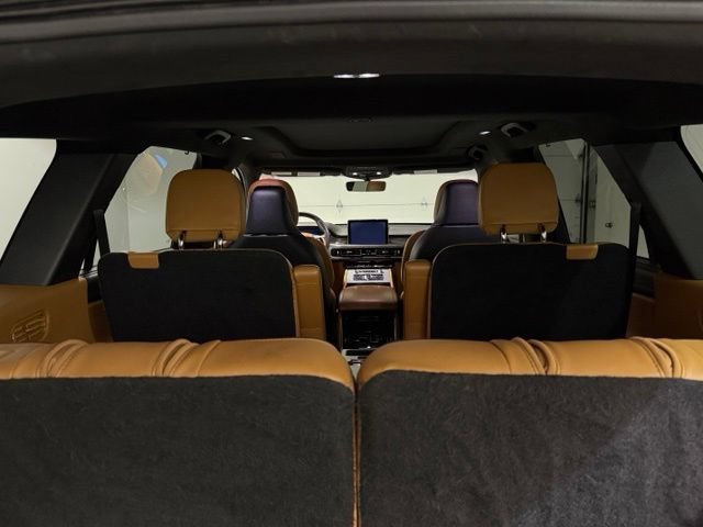 Used 2021 Lincoln Aviator Black Label w/ Dynamic Handling Package AWD/4WD image 11