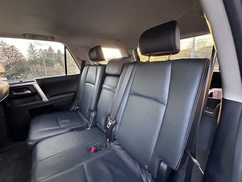 Used 2022 Toyota 4Runner Limited image 11