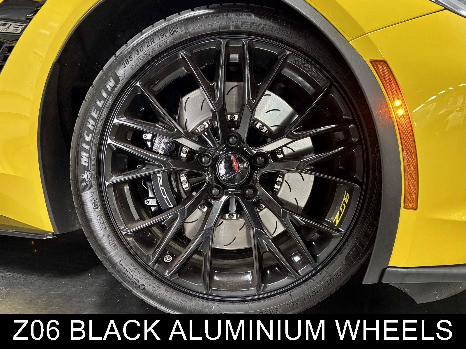 Used 2019 Chevrolet Corvette Z06 RWD image 17