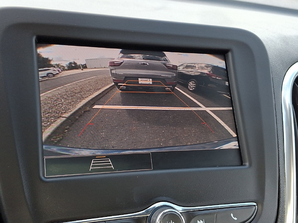 Used 2022 Chevrolet Equinox LT FWD image 4