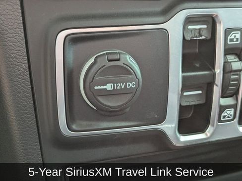 Used 2021 Jeep Wrangler Unlimited Sahara w/ Uconnect 4C Nav & Sound Group AWD/4WD image 25