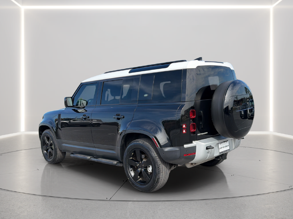 Used 2024 Land Rover Defender 110 S AWD/4WD image 15