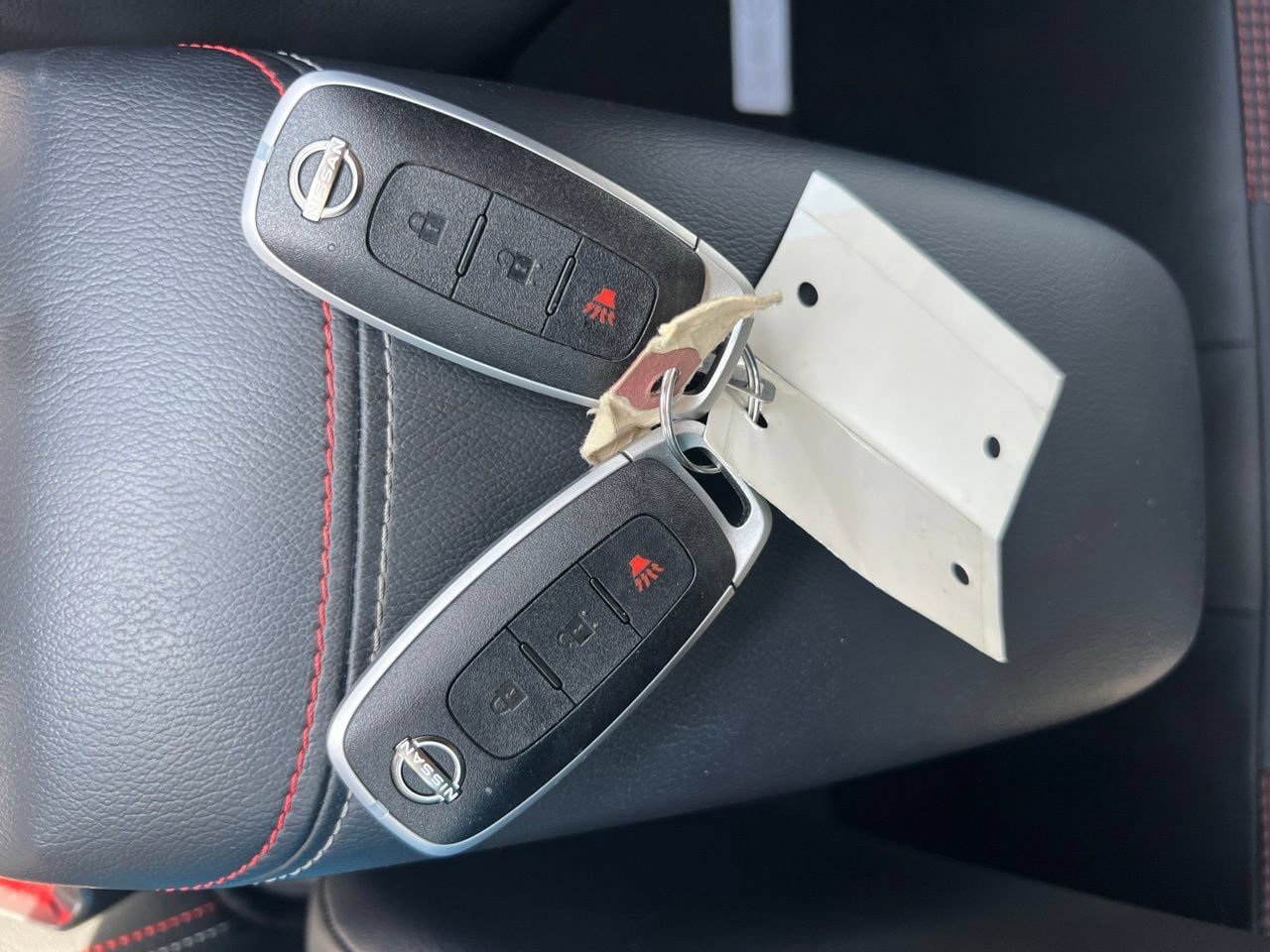 Used 2025 Nissan Kicks SR AWD/4WD image 27
