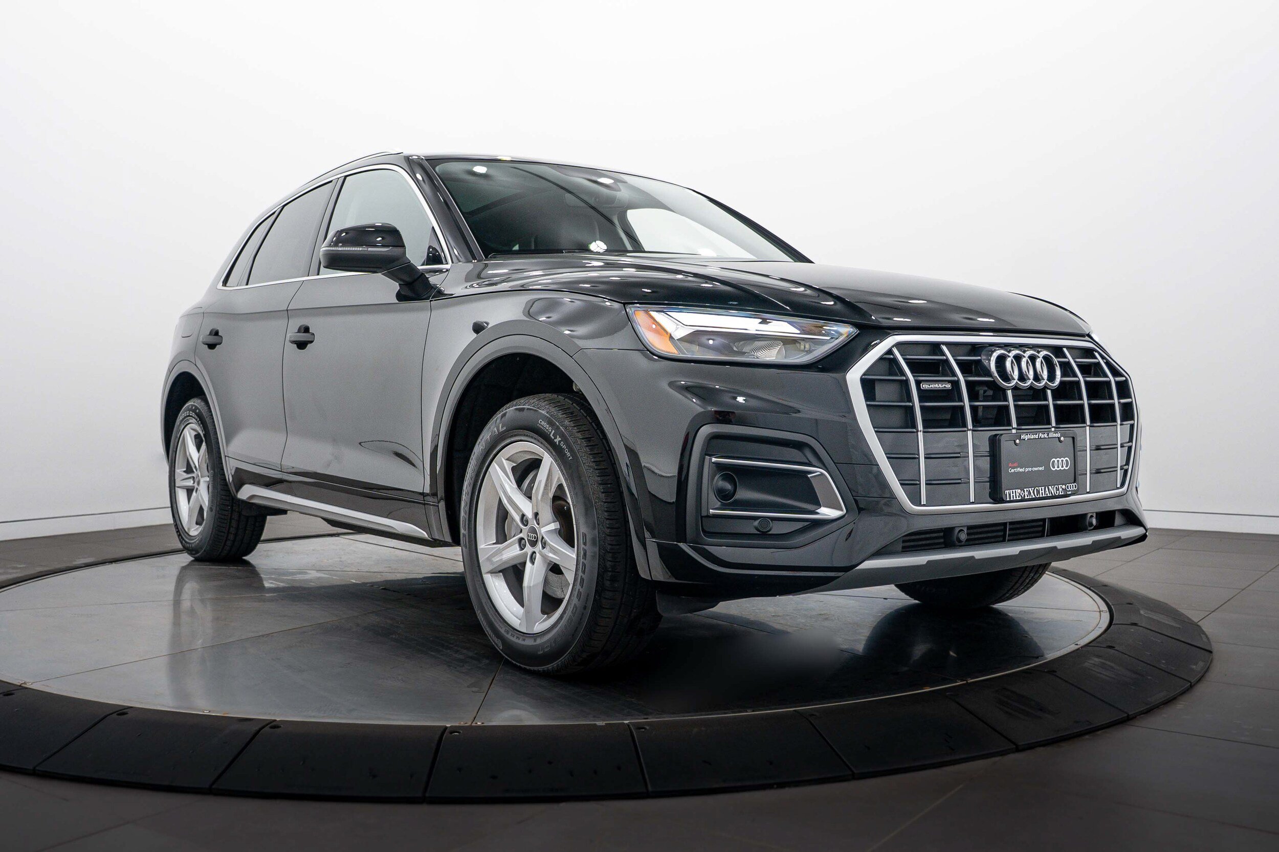 Certified 2023 Audi Q5 2.0T Premium w/ Convenience Package AWD/4WD image 1
