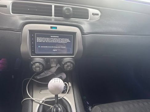 Used 2013 Chevrolet Camaro LS RWD image 10
