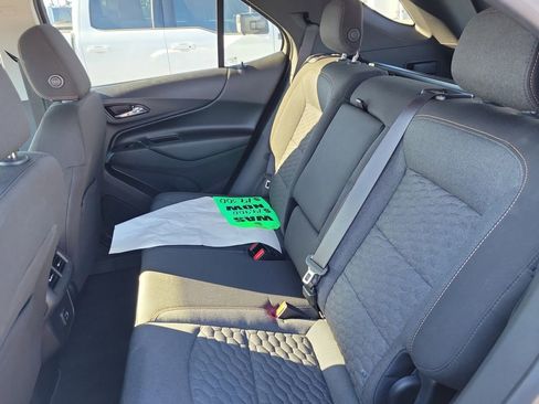 Used 2020 Chevrolet Equinox LT image 12