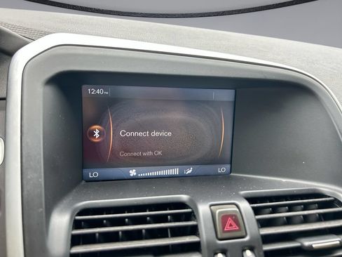 Used 2011 Volvo XC60 3.2 FWD image 22