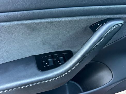 Used 2019 Tesla Model 3 Standard Range Plus RWD image 11