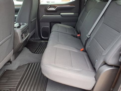 New 2025 Chevrolet Silverado 1500 LT w/ Convenience Package II image 9