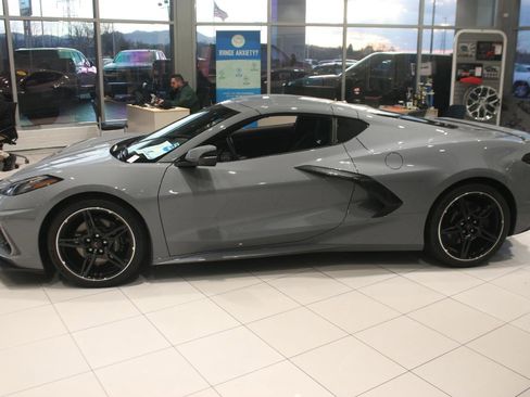 Used 2025 Chevrolet Corvette Stingray Coupe w/ Battery Protection Package image 4