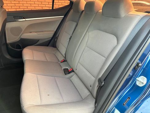 Used 2020 Hyundai Elantra SE image 21