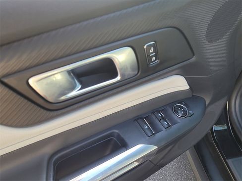 Used 2024 Ford Mustang GT Premium image 9