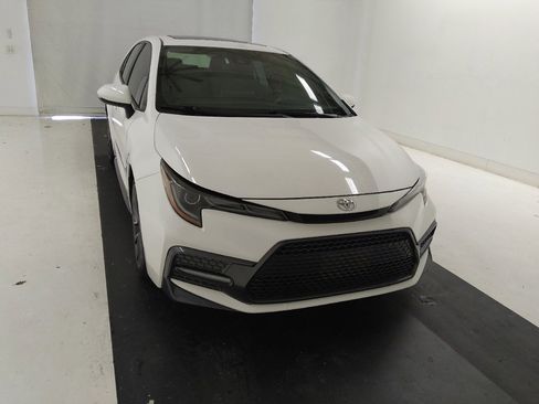 Used 2021 Toyota Corolla SE w/ SE Premium Package FWD image 14