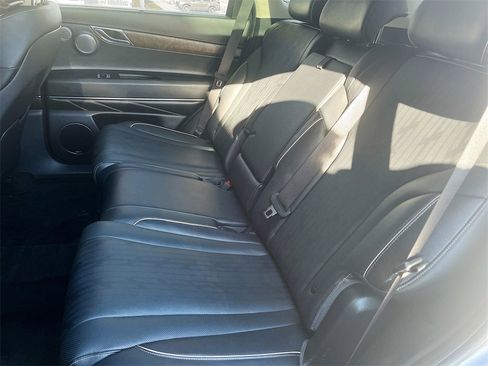 Used 2022 Genesis GV80 2.5T w/ Prestige Package 04 image 26
