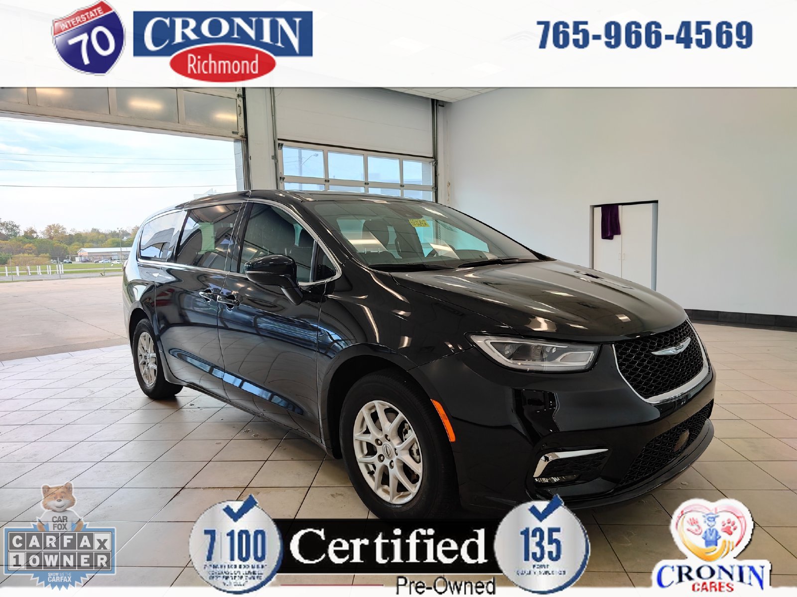 Used 2025 Chrysler Pacifica Select FWD image 1