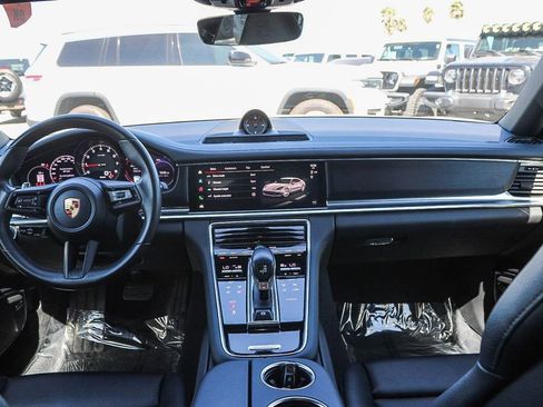 Used 2022 Porsche Panamera Platinum Edition RWD image 14