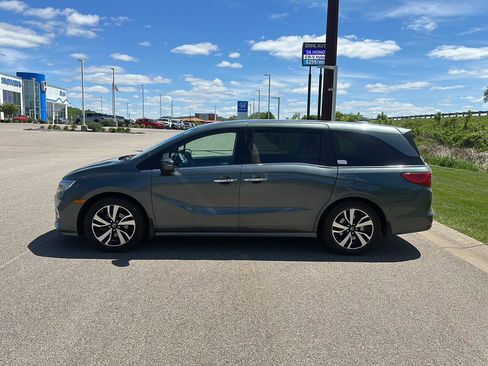 Used 2018 Honda Odyssey Elite image 6