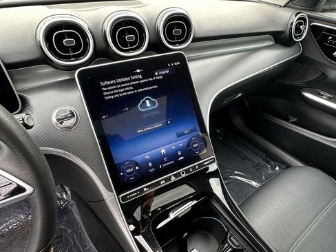 Certified 2025 Mercedes-Benz C 300 4MATIC Sedan image 31