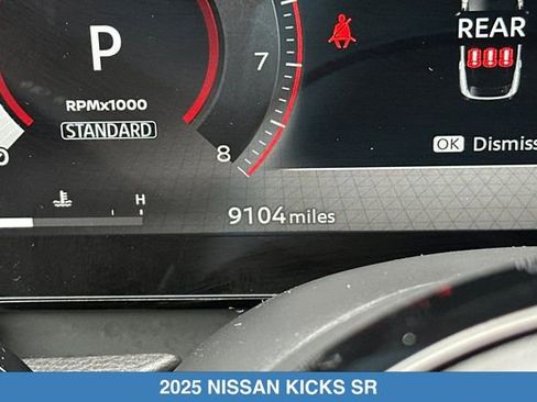Used 2025 Nissan Kicks SR AWD/4WD image 27