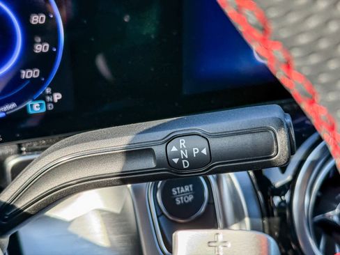 Used 2024 Mercedes-Benz EQB 350 4MATIC SUV image 26