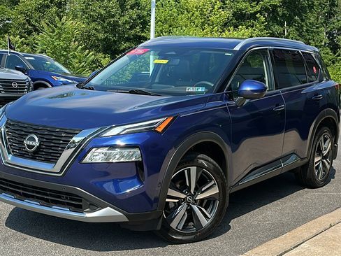Certified 2023 Nissan Rogue Platinum AWD/4WD image 1