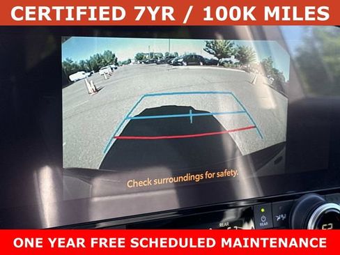 Used 2023 Toyota Highlander XLE AWD/4WD image 21