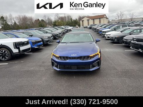 Used 2025 Kia K5 EX image 2
