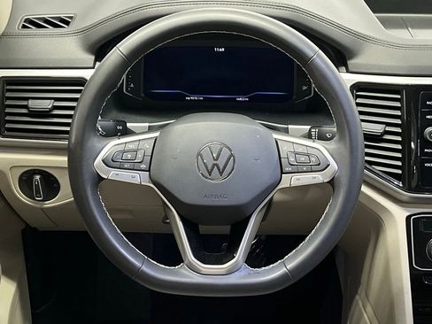 Used 2023 Volkswagen Atlas SE AWD/4WD image 8