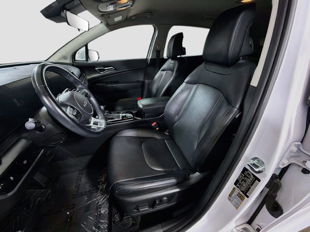 Used 2024 Kia Sportage EX AWD/4WD image 22