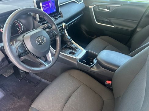 Used 2025 Toyota RAV4 XLE w/ Weather Package AWD/4WD image 11