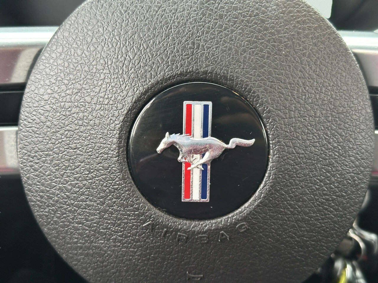 Used 2006 Ford Mustang GT RWD image 21