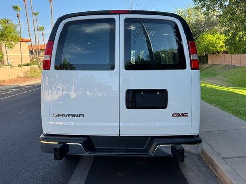 Used 2025 GMC Savana 2500 w/ Driver Convenience Package RWD image 4