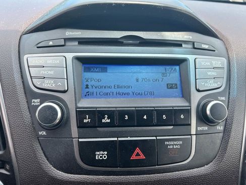 Used 2014 Hyundai Tucson GLS image 26