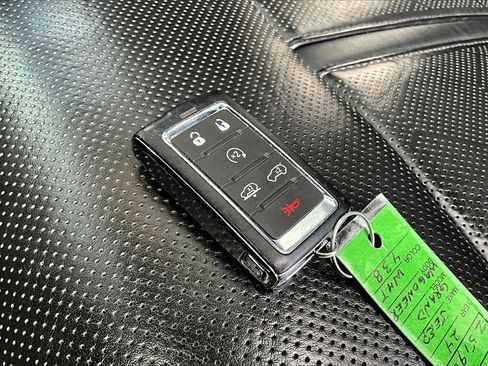 Used 2024 Jeep Grand Wagoneer L Series II w/ Quick Order Packagew 28T image 12