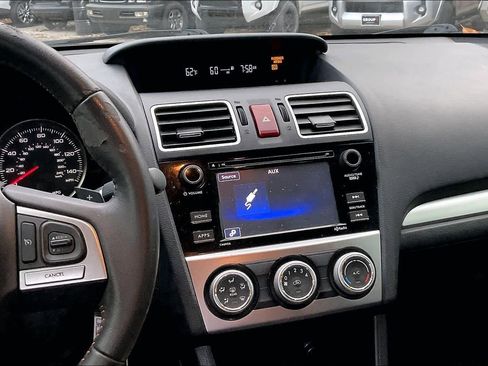 Used 2016 Subaru Crosstrek 2.0i Premium w/ Moonroof Package image 6