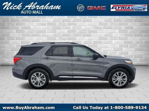 Certified 2023 Ford Explorer XLT w/ Equipment Group 202A AWD/4WD image 1