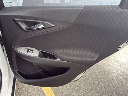 Used 2016 Chevrolet Malibu LT FWD image 19
