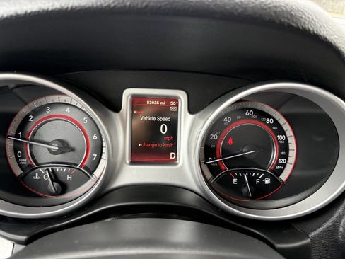 Used 2018 Dodge Journey SE FWD image 39