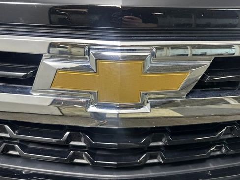 Used 2023 Chevrolet Silverado 1500 LT image 9