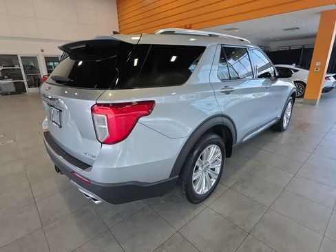 Used 2024 Ford Explorer King Ranch w/ Technology Package AWD/4WD image 8
