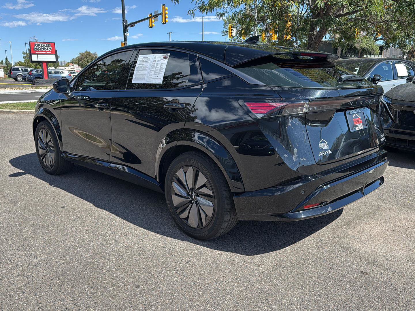 Used 2024 Nissan Ariya AWD image 6