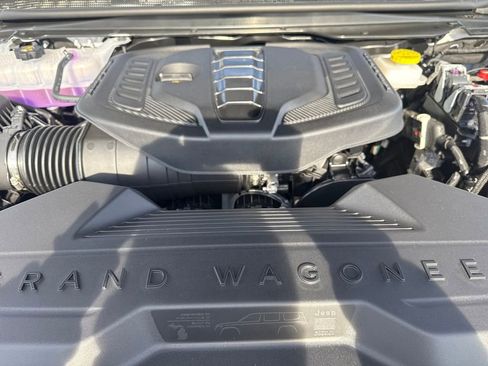 New 2026 Jeep Grand Wagoneer L 4WD image 34